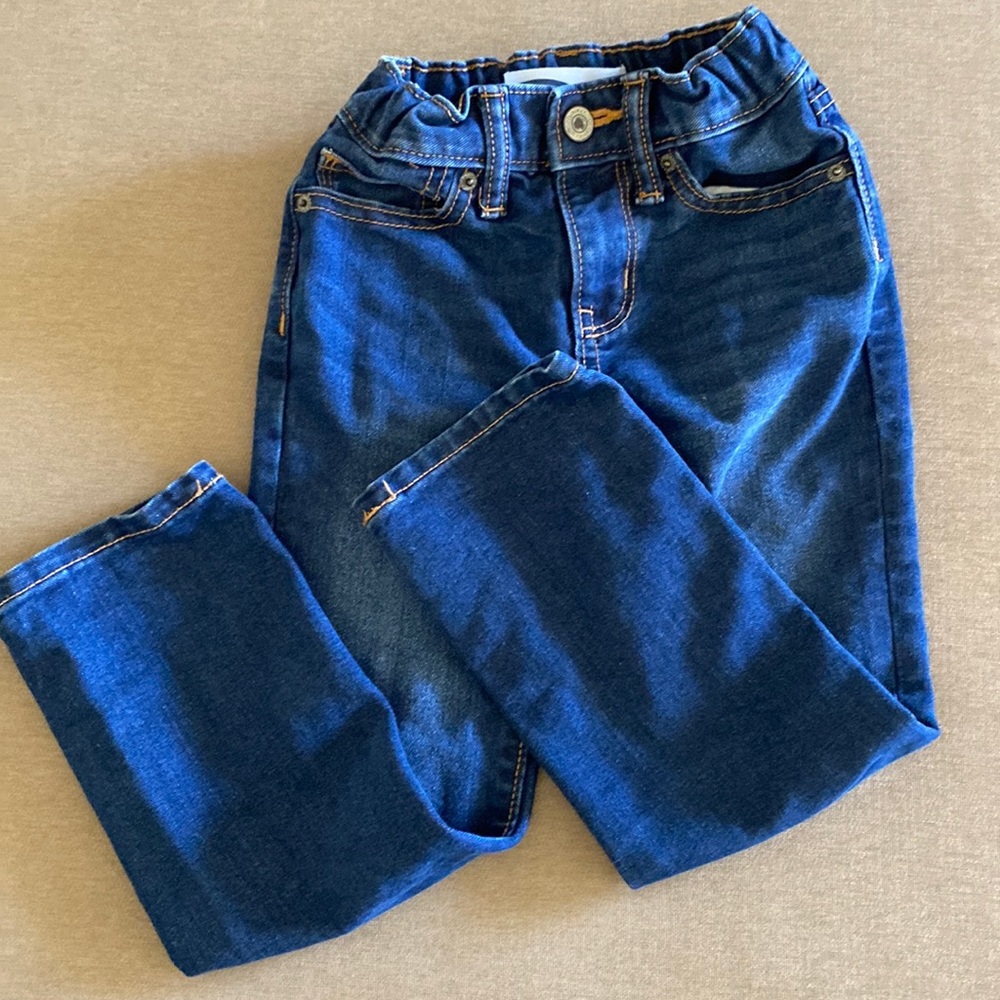 Kids old navy strait leg jeans size 5t
